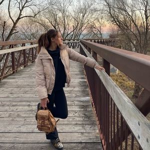 Meet your Posher, Viktoriia